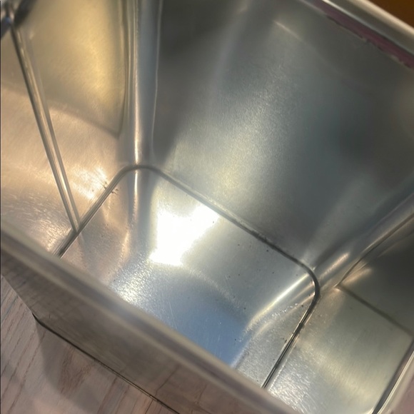 Vintage The Ladies' Home Journal Tin - Picture 4 of 4